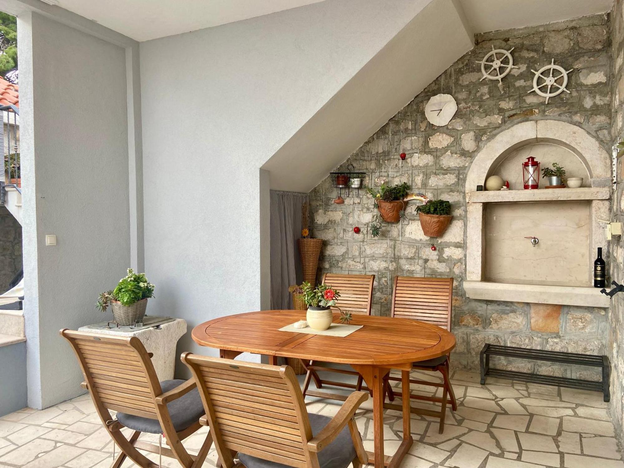 Apartment Simon - Old Stone Charm, Central Bol Life Extérieur photo