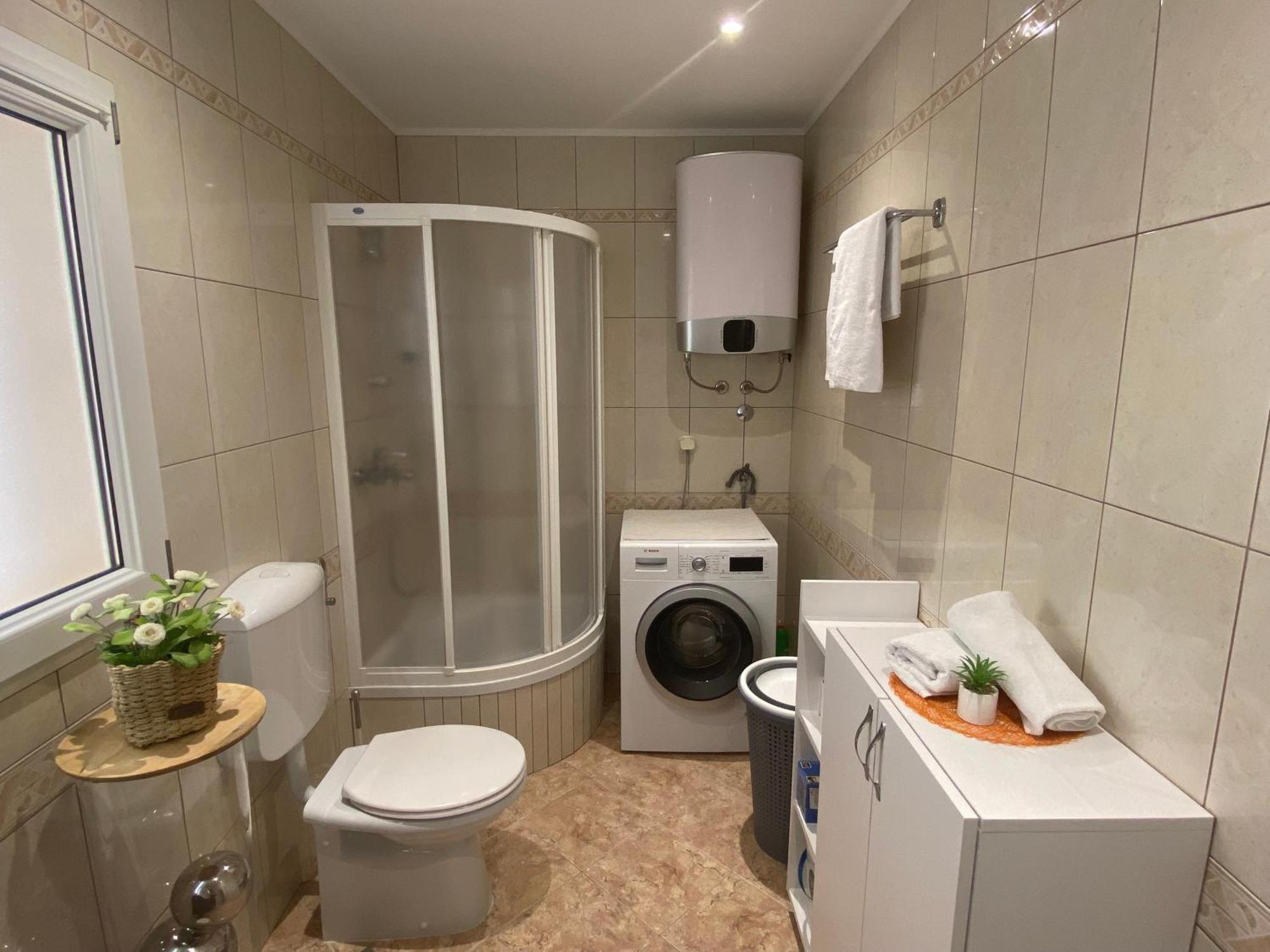 Apartment Simon - Old Stone Charm, Central Bol Life Extérieur photo